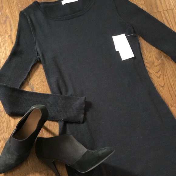 Sexy black knit dress with zipper detail on bottom - Picture 6 of 6